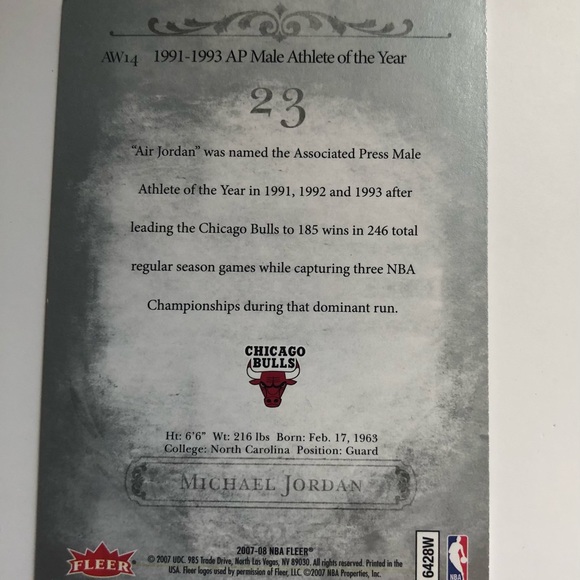 2007 Fleer Award Winners Michael Jordan - Picture 2 of 3